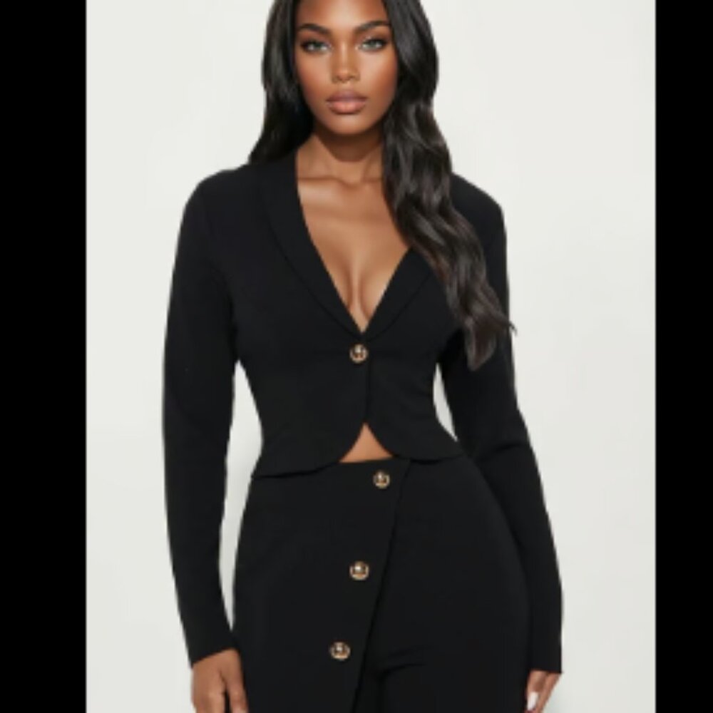Fashion Nova Power Curve Cropped Blazer Pant Set